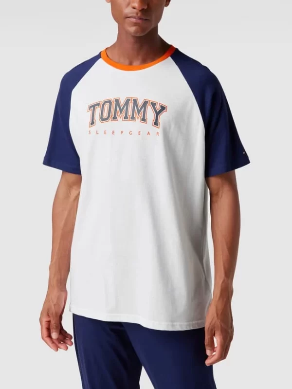 Tommy Hilfiger T-Shirt Im Colour-Blocking-Design Mit Label-Print – Marineblau 5